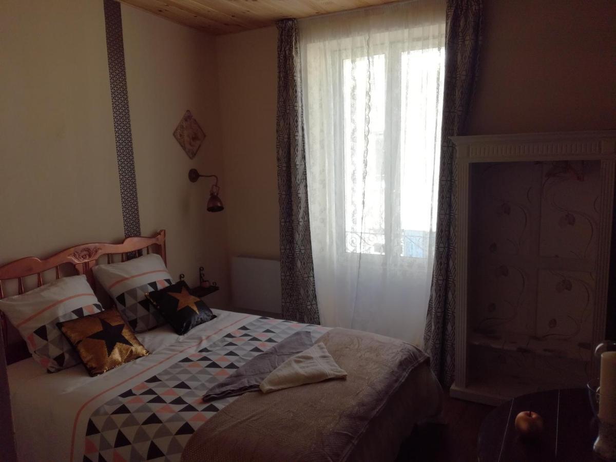 Chez Lorette Mauze-sur-le-Mignon Exterior photo
